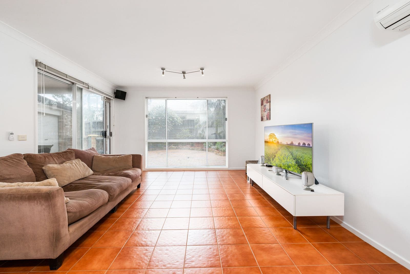 19 The Waters, Mount Annan NSW 2567, Mount Annan - Thumbnail 4