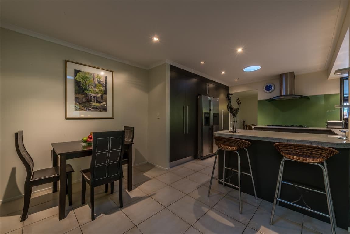 20 California Drive, OXENFORD QLD 4210, Oxenford - Thumbnail 4