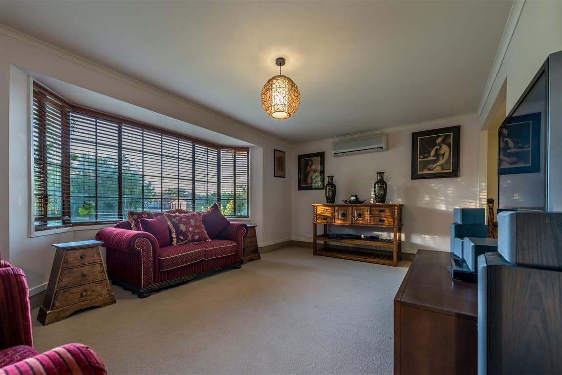 20 California Drive, OXENFORD QLD 4210, Oxenford - Thumbnail 6