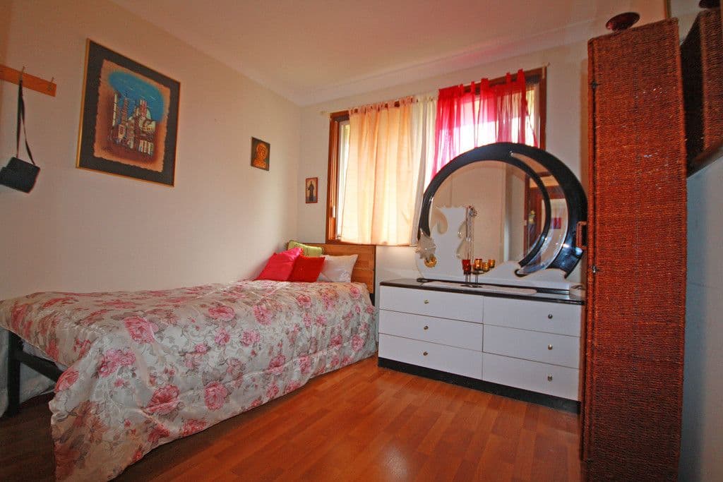 8 Chaperon Crescent, Minto - Thumbnail 6