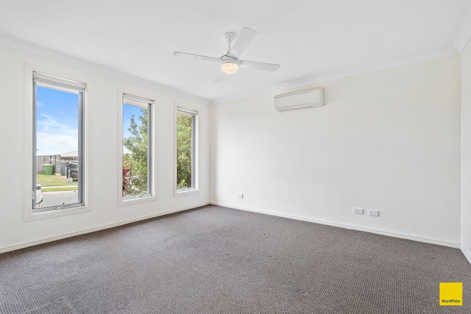 34 Ellabay Crescent, Redland Bay QLD 4165, Redland Bay - Thumbnail 6
