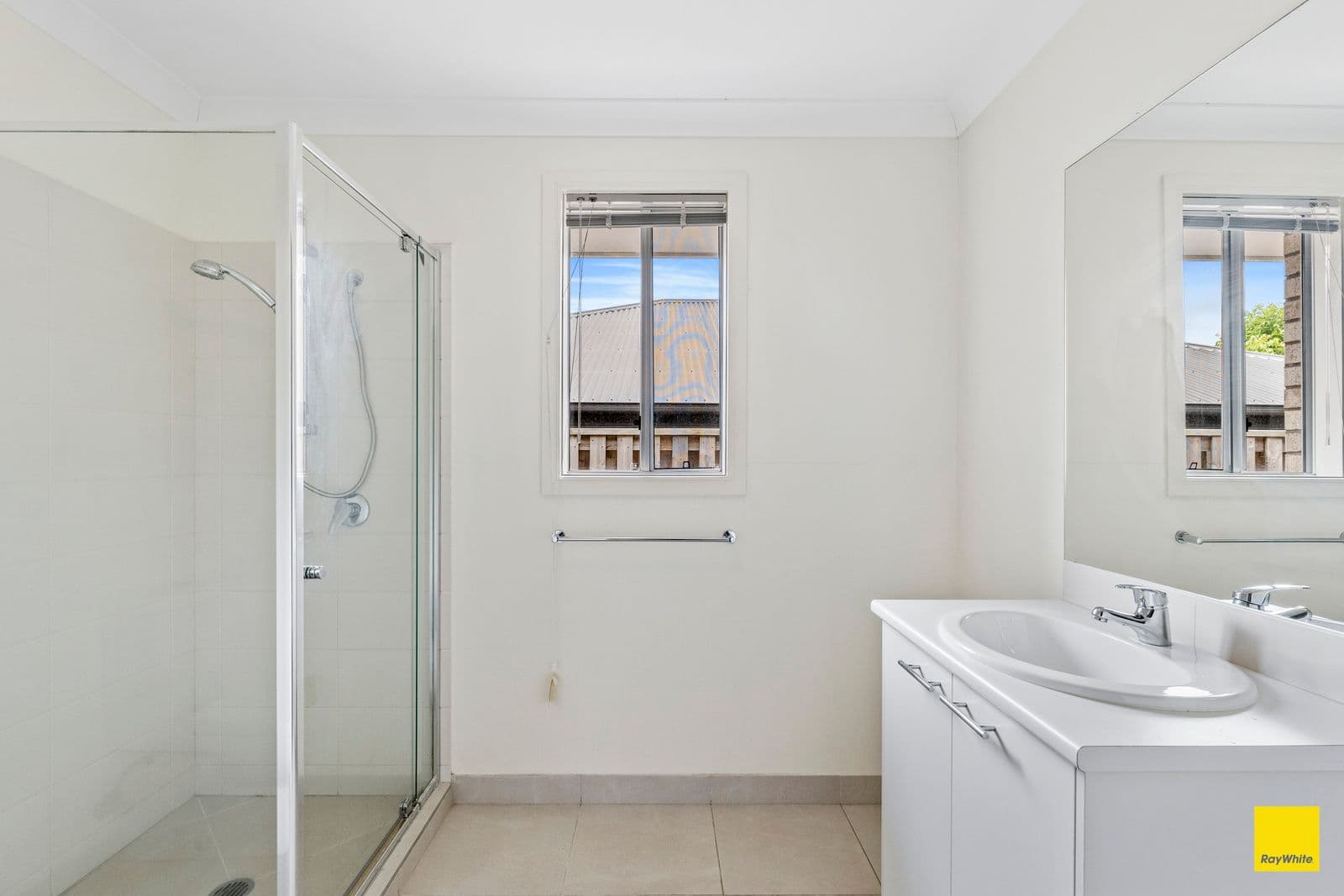 34 Ellabay Crescent, Redland Bay QLD 4165, Redland Bay - Thumbnail 7
