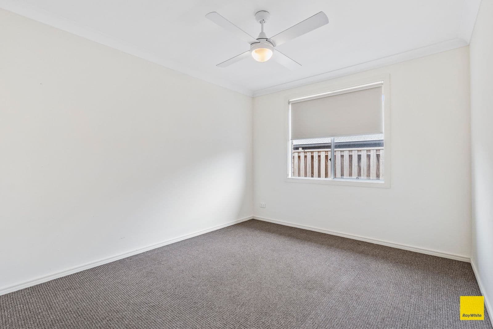 34 Ellabay Crescent, Redland Bay QLD 4165, Redland Bay - Thumbnail 8