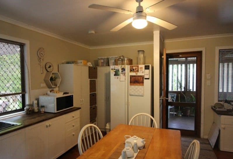 9 Donelly Street, Mount Perry QLD 4671, Mount Perry - Thumbnail 4