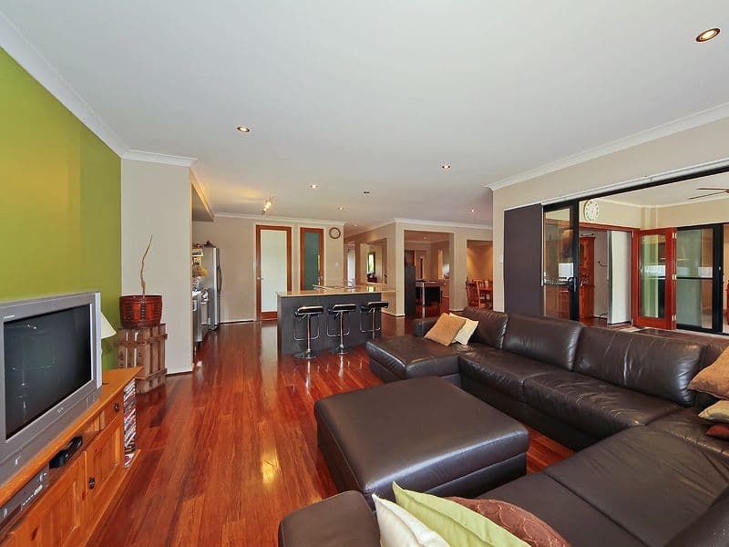 14 Peregrine Crescent, COOMERA QLD 4209, Coomera - Thumbnail 5