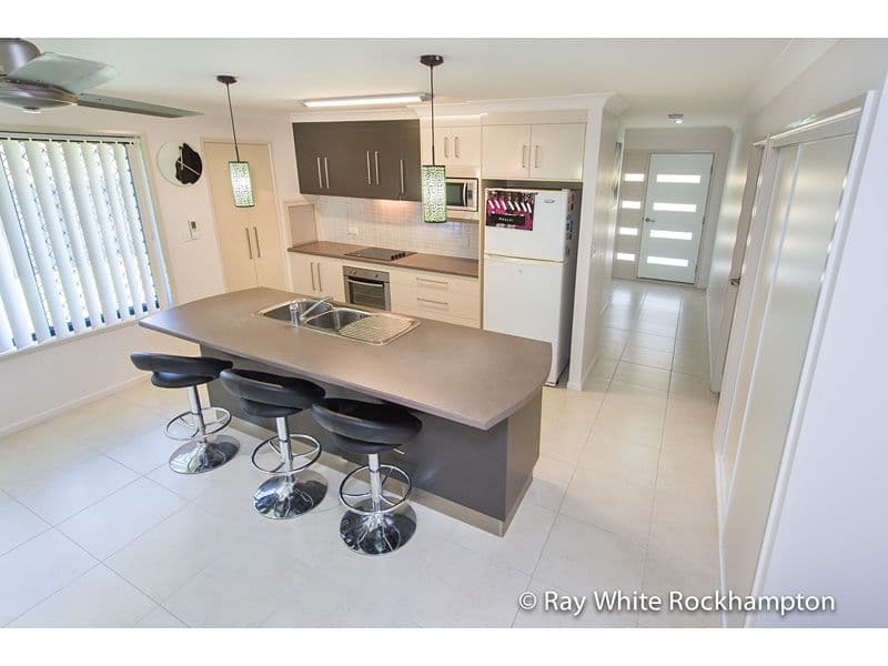 13 Bruce Hiskins Court, NORMAN GARDENS QLD 4701, Norman Gardens - Thumbnail 2