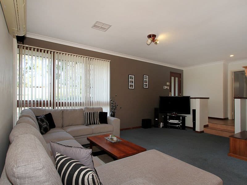 30 Allinga Crescent, CRAIGIE WA 6025, Craigie - Thumbnail 3