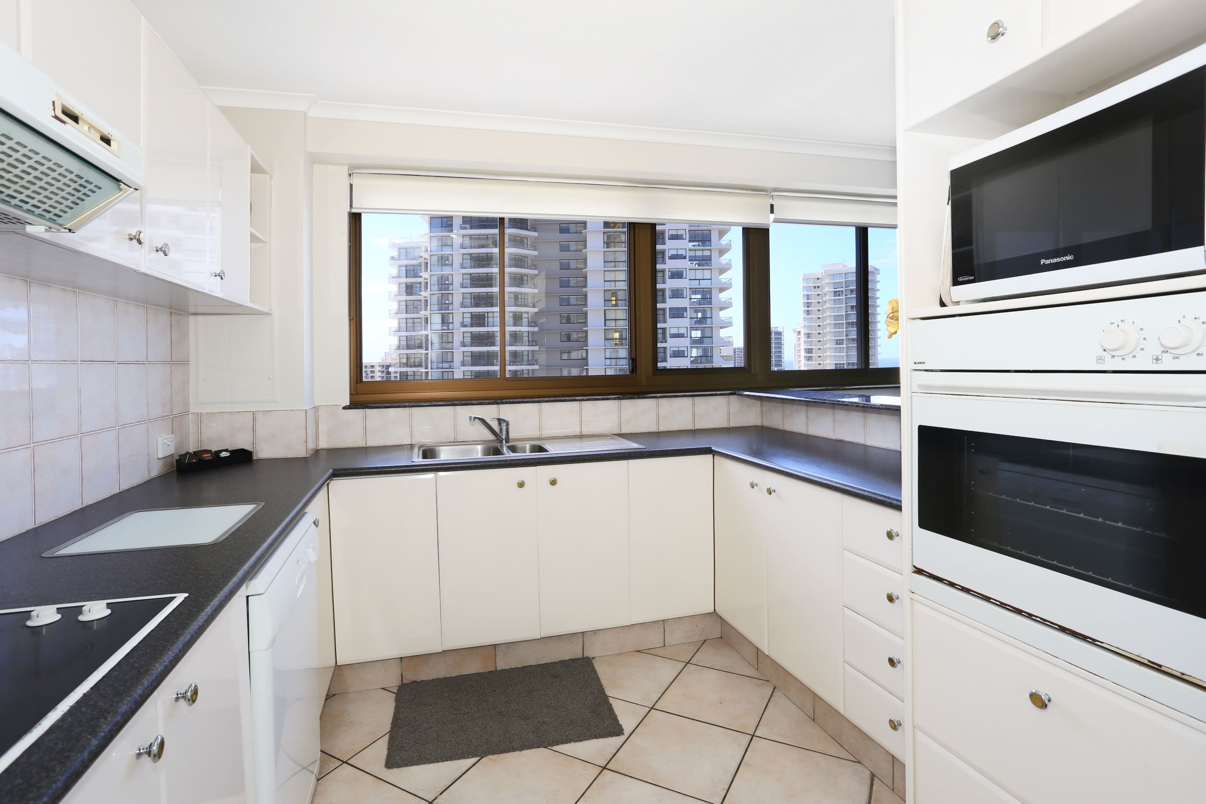 157 'South Pacific' Old Burleigh Road, Broadbeach QLD 4218, Broadbeach - Thumbnail 8