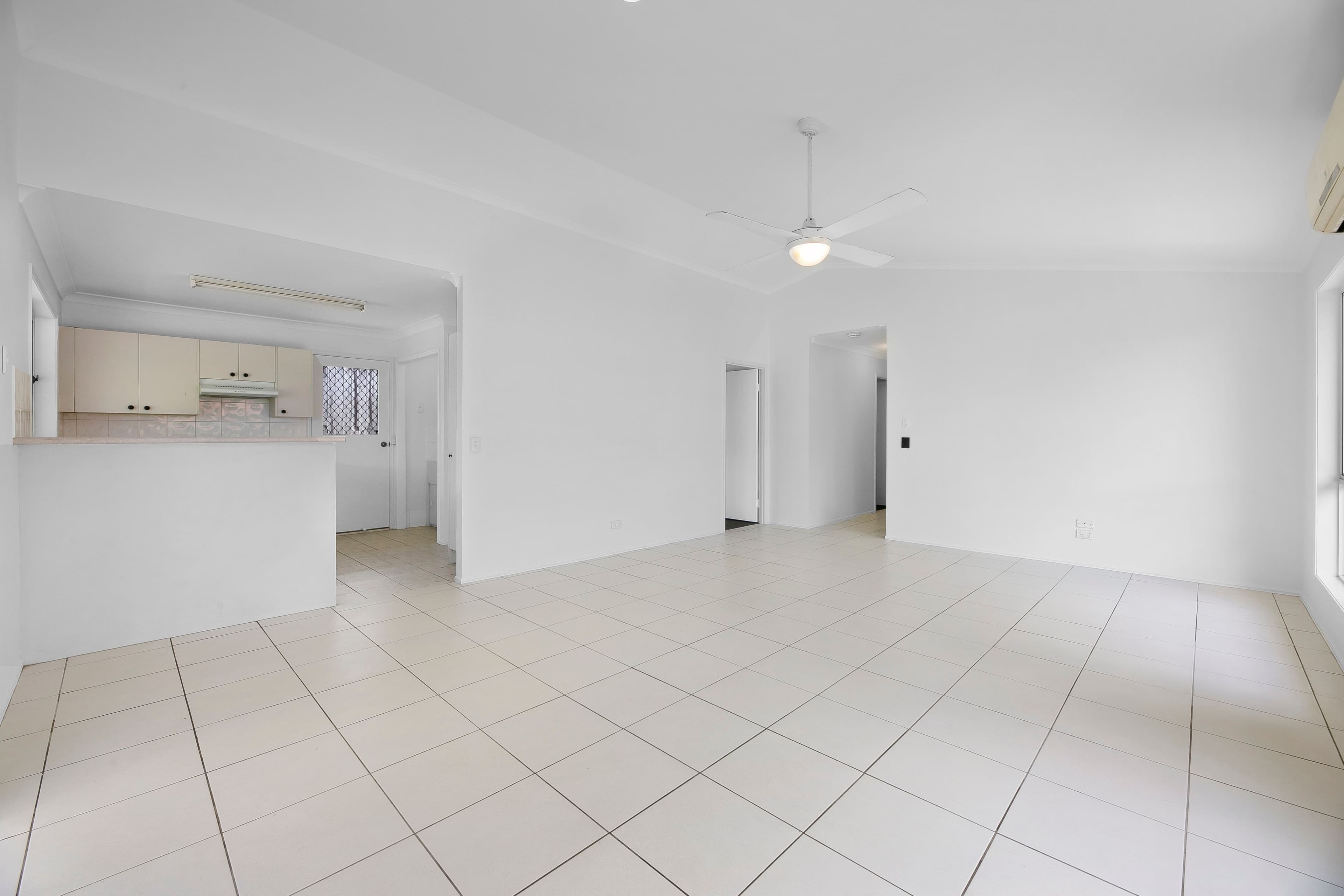 10 Inverness Court, Nerang QLD 4211, Nerang - Thumbnail 3
