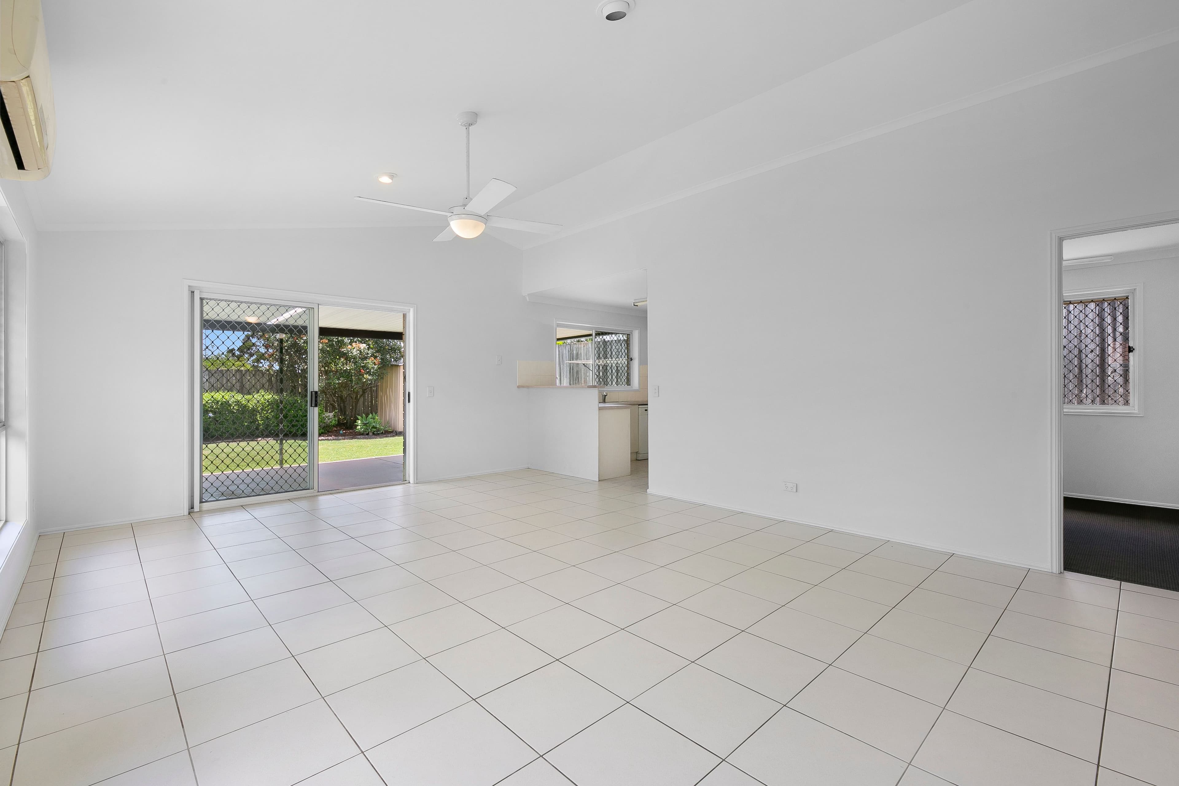10 Inverness Court, Nerang QLD 4211, Nerang - Thumbnail 4