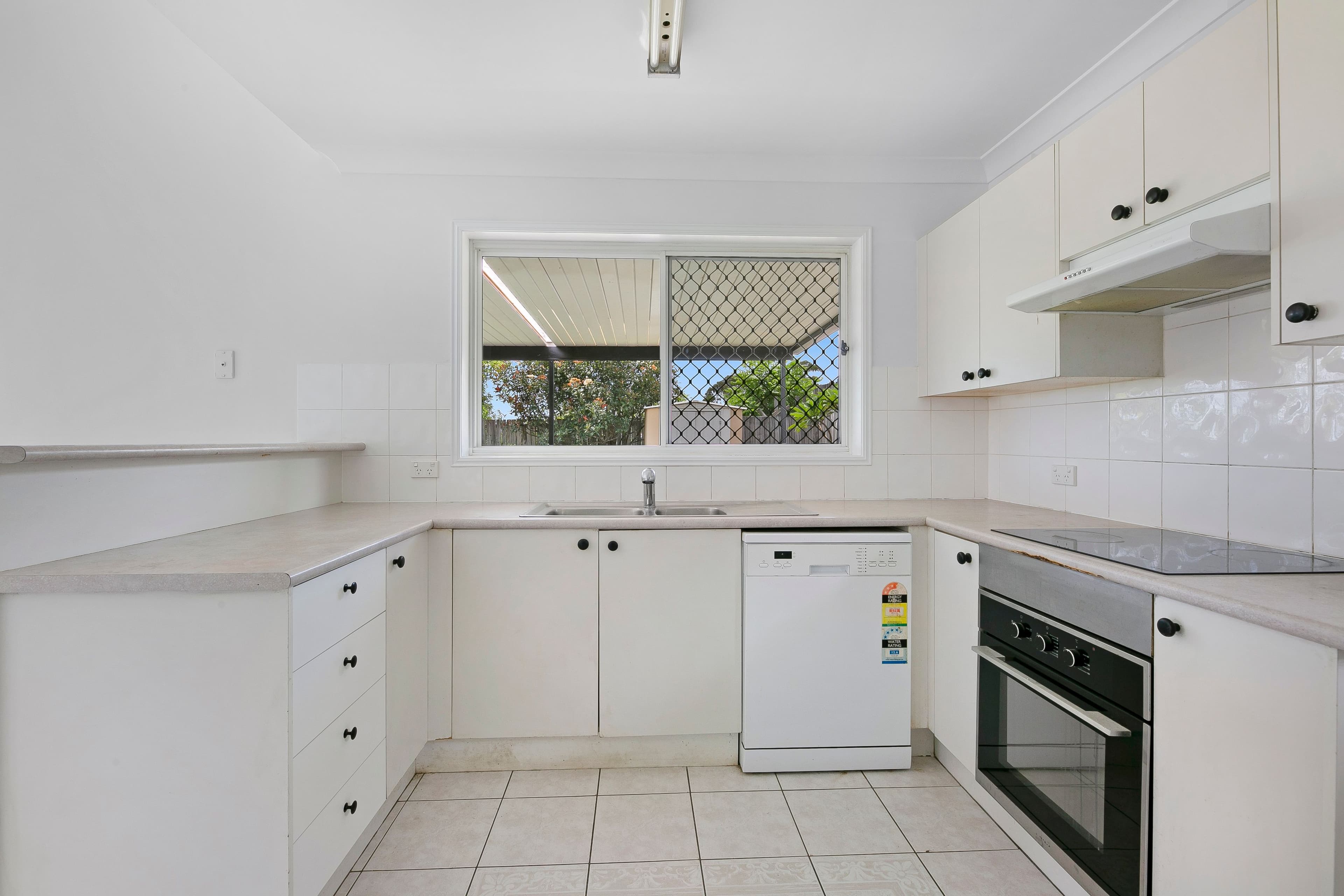 10 Inverness Court, Nerang QLD 4211, Nerang - Thumbnail 6