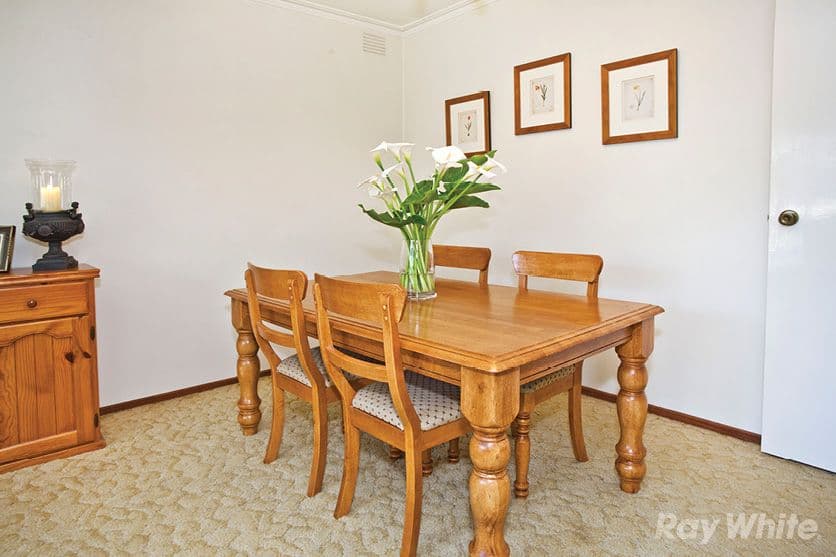 52 Guinevere Parade, GLEN WAVERLEY VIC 3150, Glen Waverley - Thumbnail 4