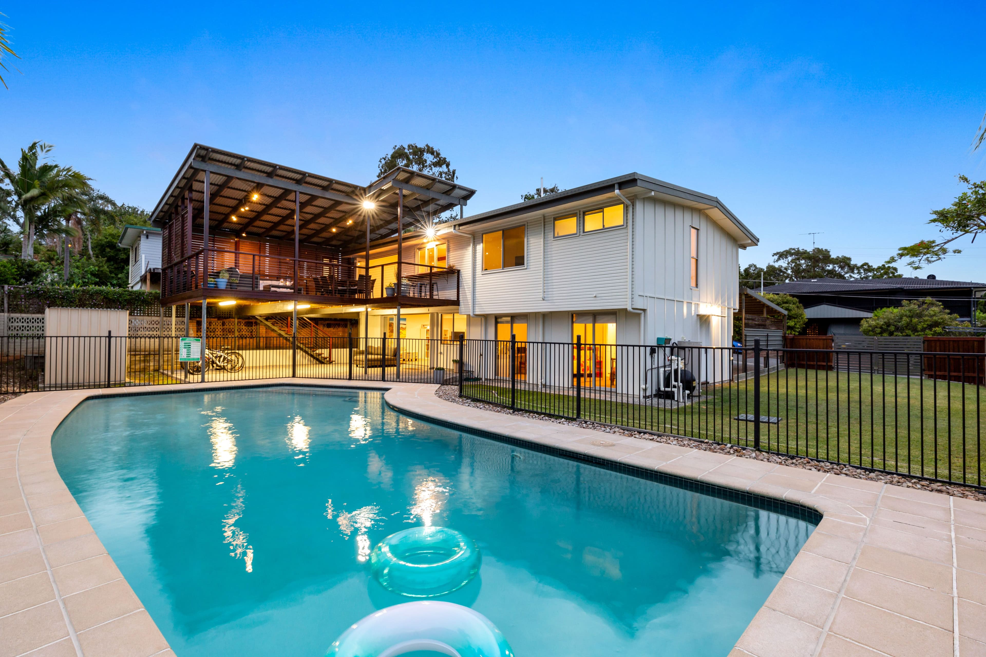 4 Maker Street, The Gap QLD 4061, The Gap - Thumbnail 2