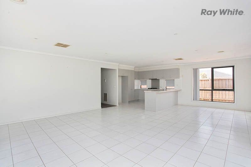 72 Hamish Drive, Tarneit VIC 3029, Tarneit - Thumbnail 4