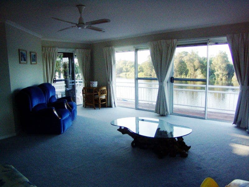 34 Emerton Crescent, ROBINA QLD 4226, Robina - Thumbnail 2