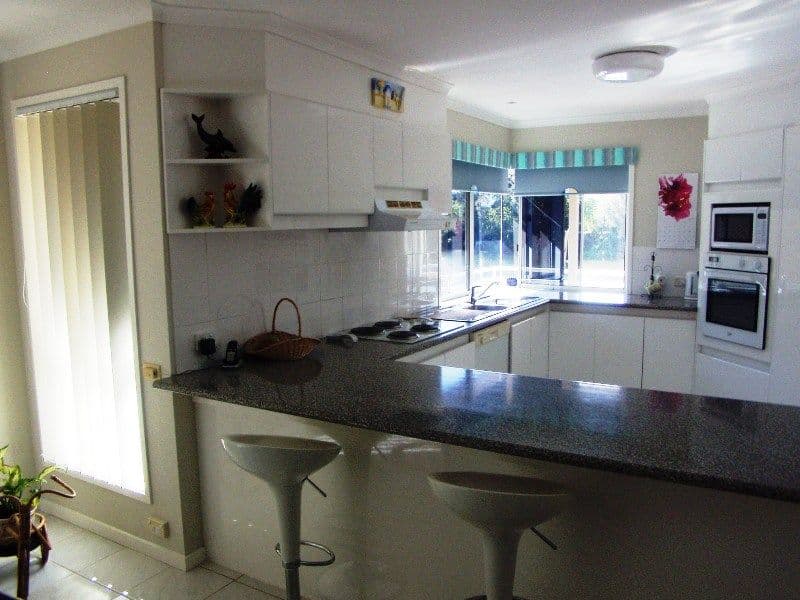34 Emerton Crescent, ROBINA QLD 4226, Robina - Thumbnail 3