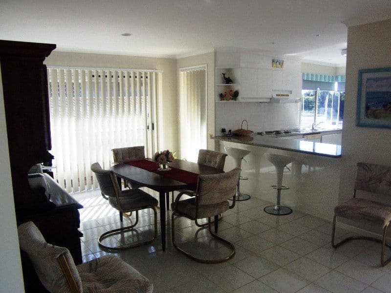 34 Emerton Crescent, ROBINA QLD 4226, Robina - Thumbnail 5