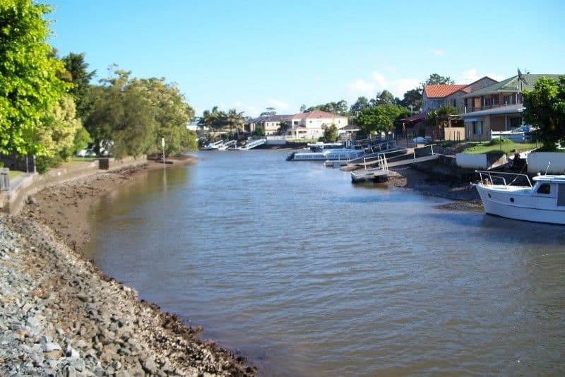 22 Stradbroke Street, BIGGERA WATERS QLD 4216, Biggera Waters - Thumbnail 2