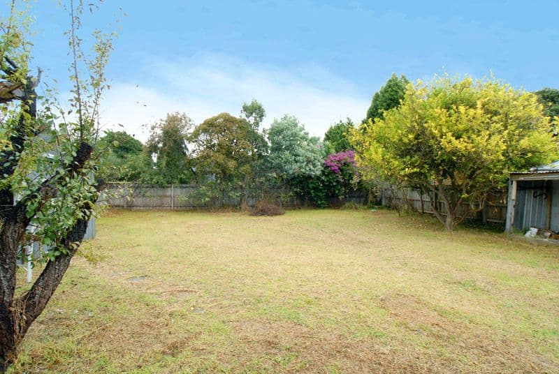 18   Kurrajong Avenue, GLEN WAVERLEY VIC 3150, Glen Waverley - Image 1