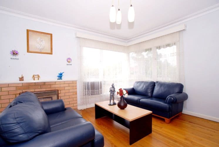 18   Kurrajong Avenue, GLEN WAVERLEY VIC 3150, Glen Waverley - Thumbnail 4