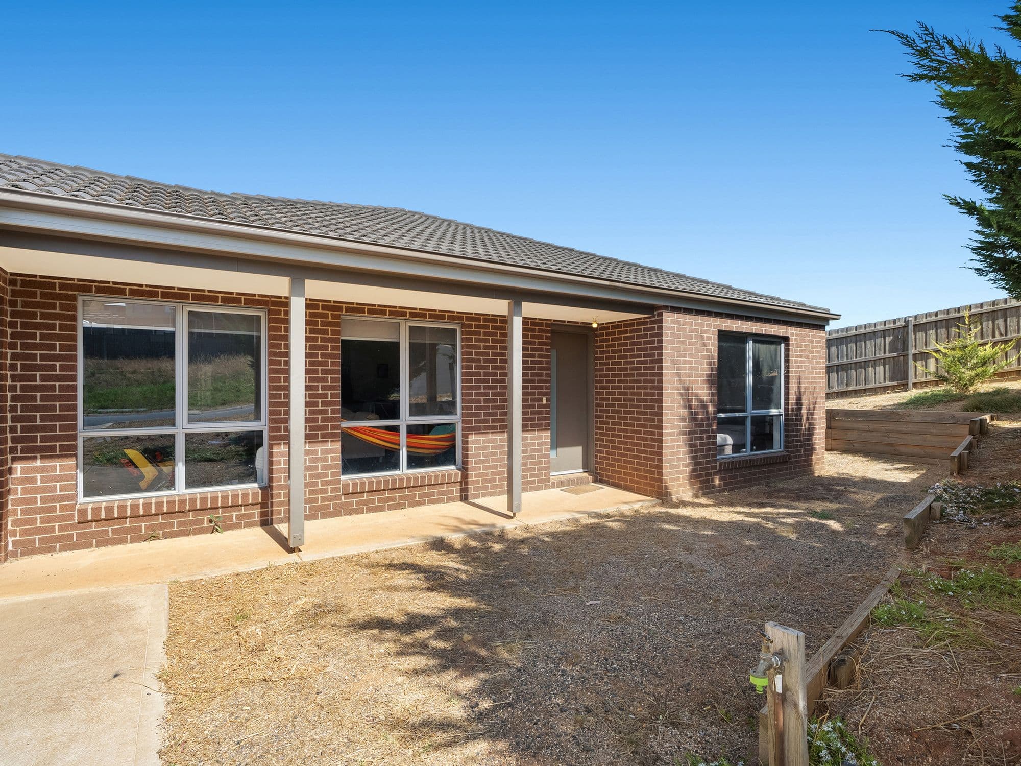 1 Valentina Drive, Darley VIC 3340, Darley - Thumbnail 2