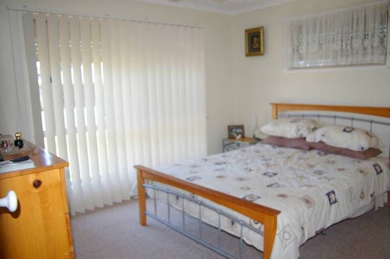 22 King Street, DECEPTION BAY QLD 4508, Deception Bay - Thumbnail 4
