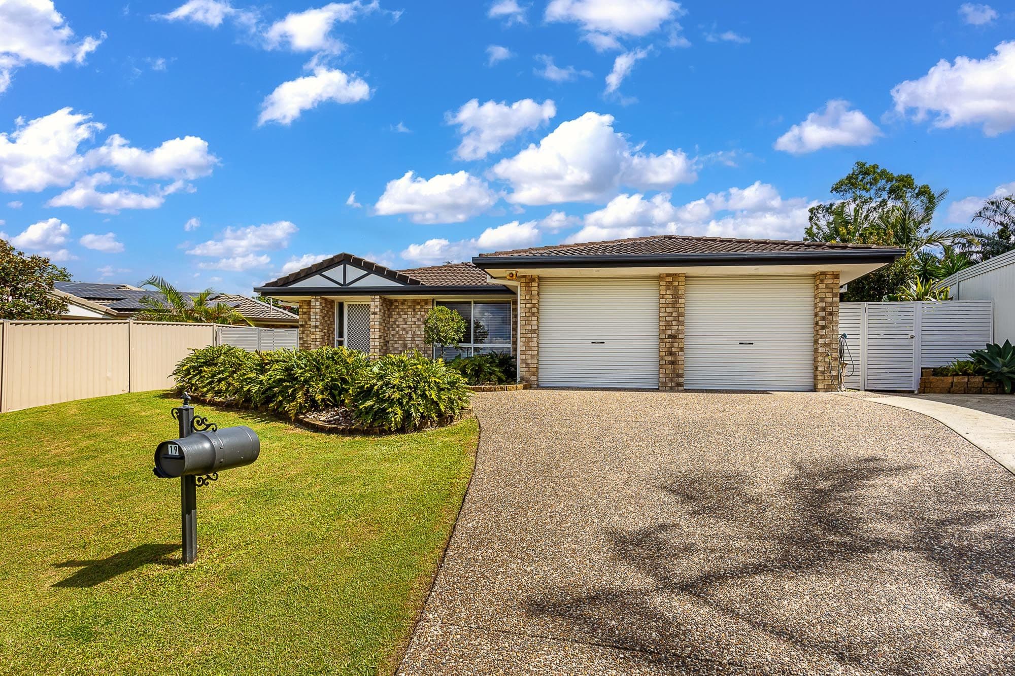 19 Ballarat Court, Tallai QLD 4213, Tallai - Image 1