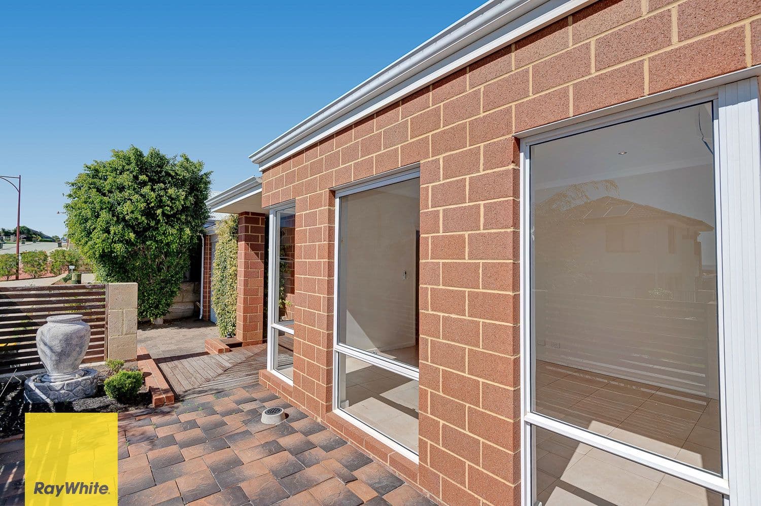 23 Donath View, Landsdale WA 6065, Landsdale - Thumbnail 2
