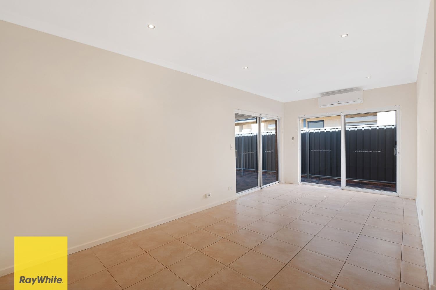 23 Donath View, Landsdale WA 6065, Landsdale - Thumbnail 3