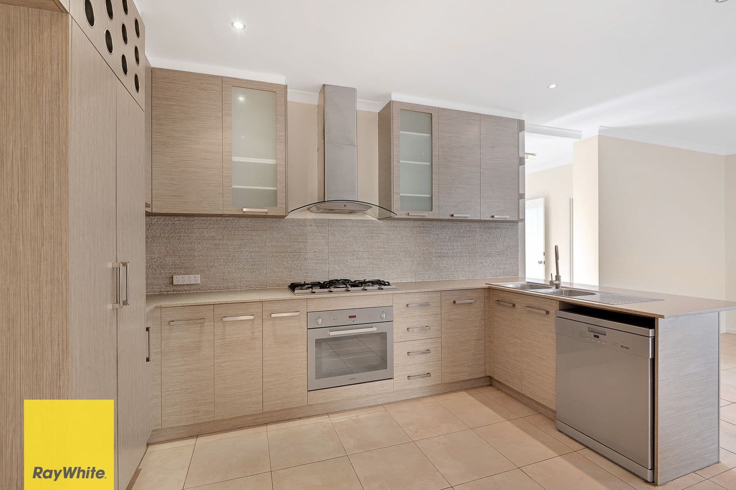 23 Donath View, Landsdale WA 6065, Landsdale - Thumbnail 7