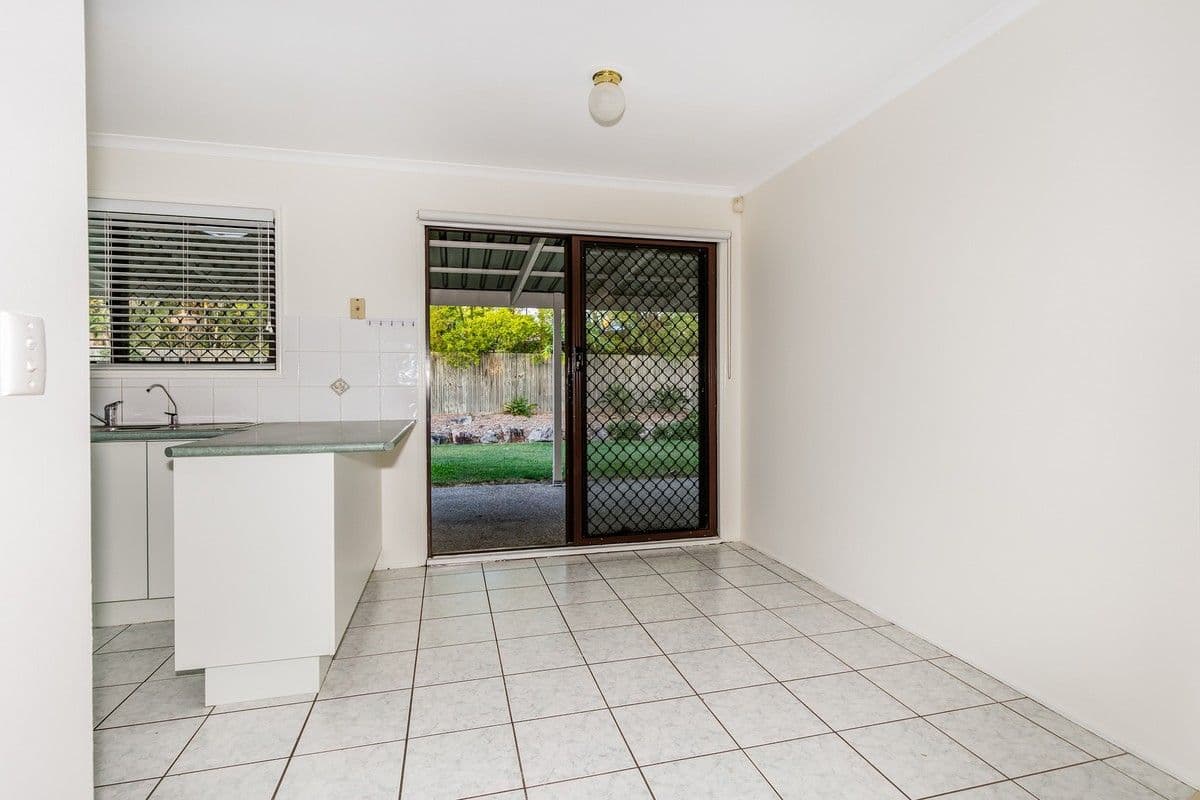 27 Campden Street, Browns Plains QLD 4118, Browns Plains - Thumbnail 4
