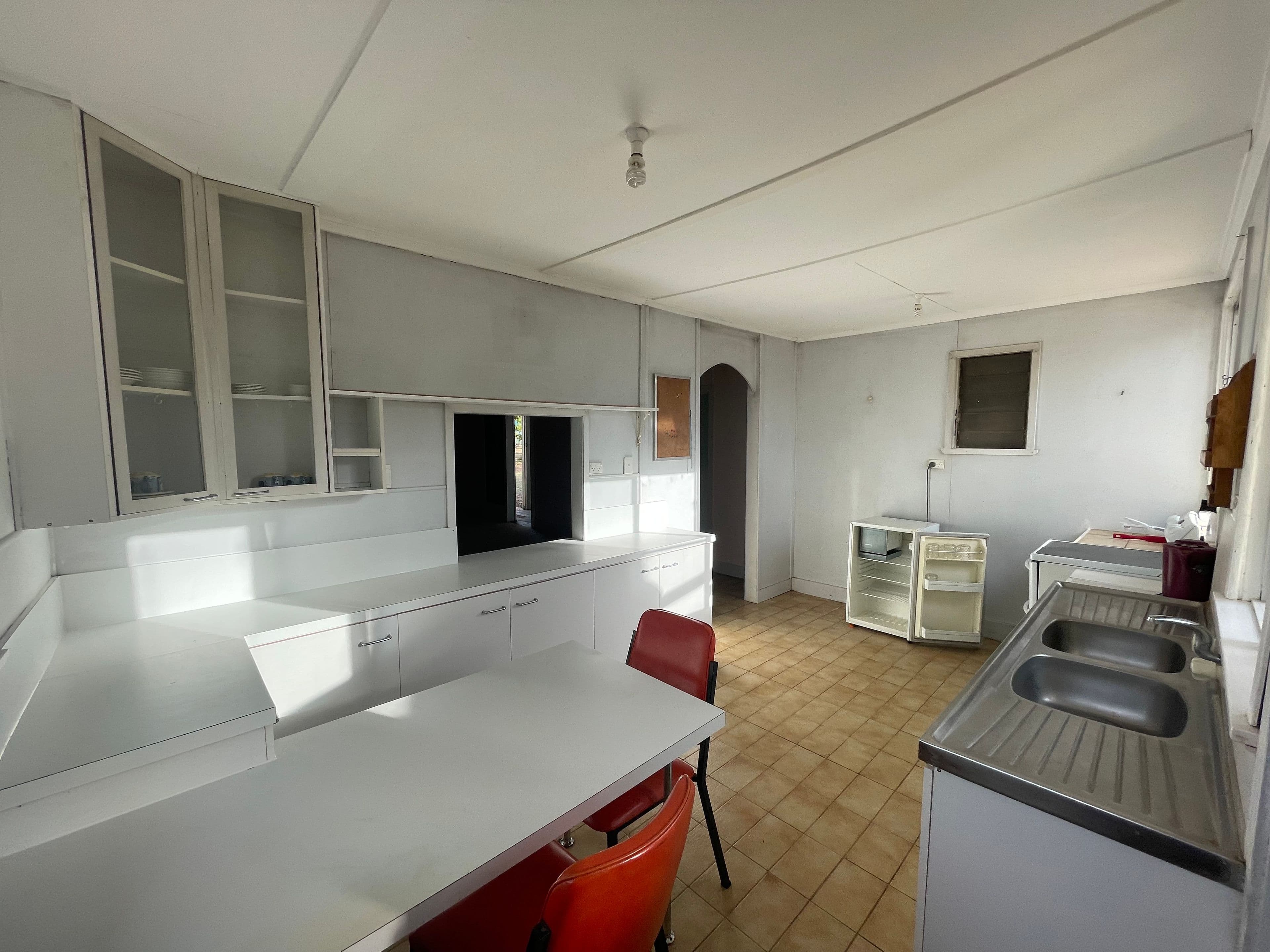 11 Baker Street, Charleville QLD 4470, Charleville - Thumbnail 2