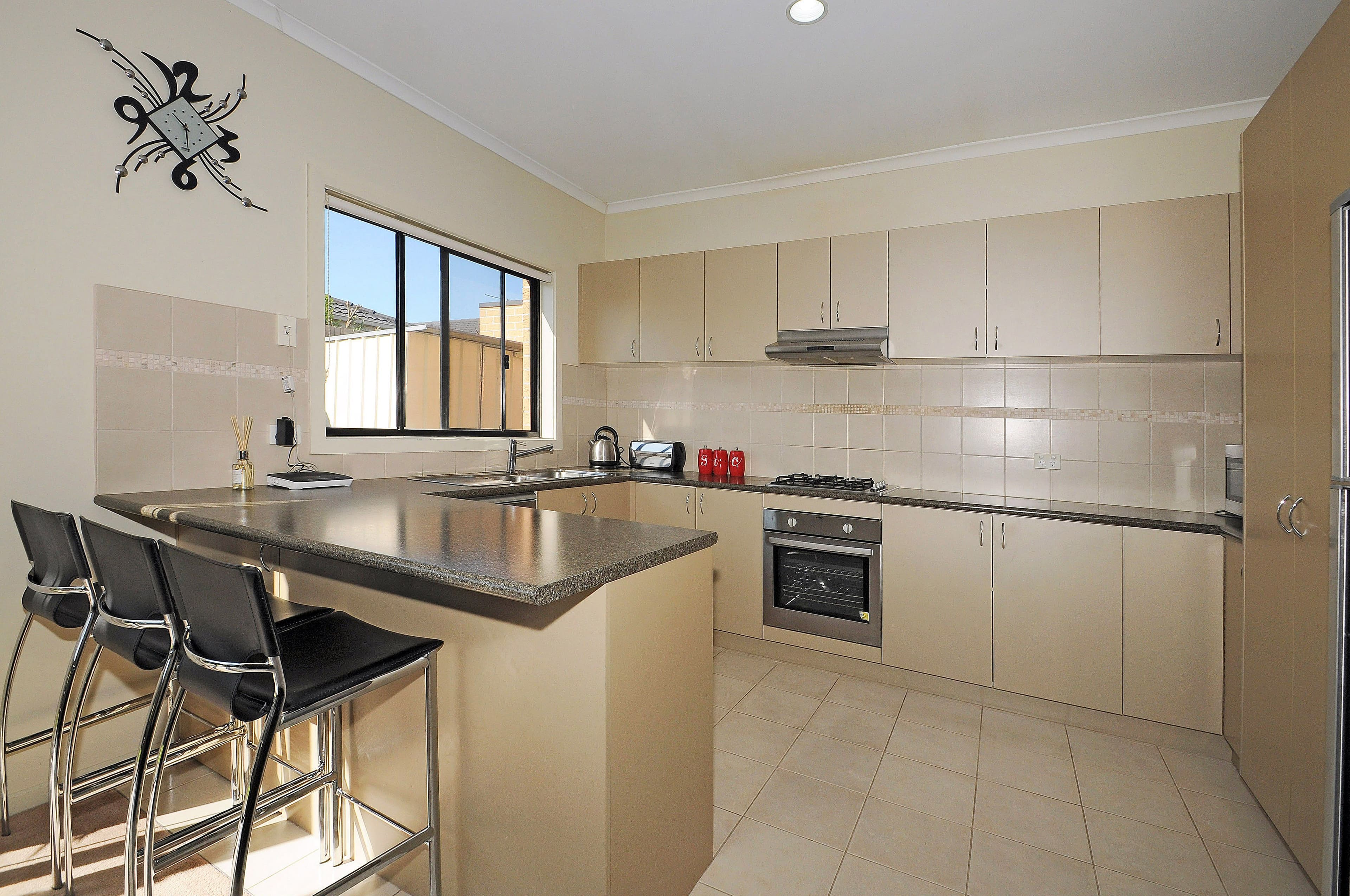 8 Mina Court, Carrum Downs VIC 3201, Carrum Downs - Thumbnail 6
