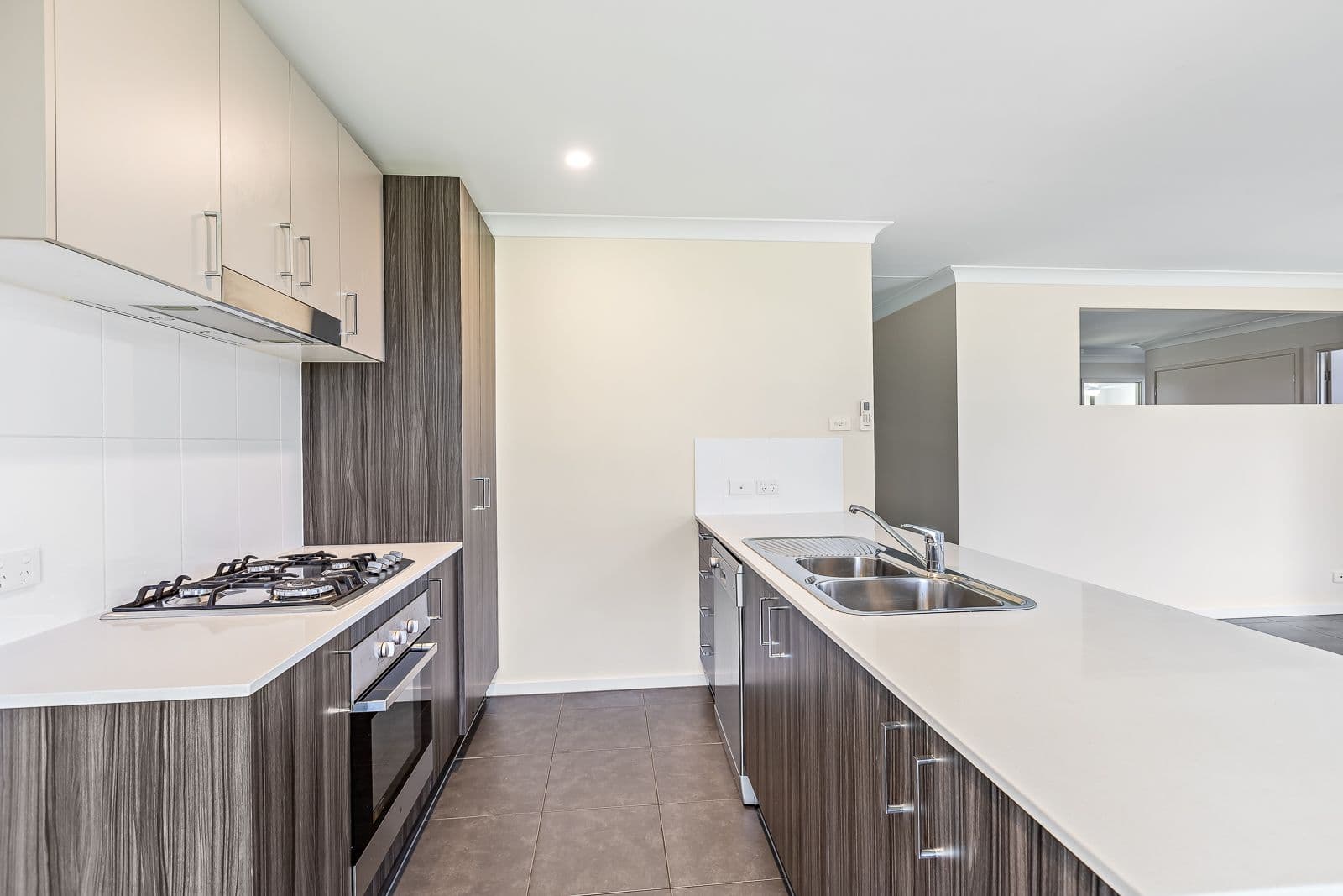 28 Transfield Avenue, Edgeworth - Thumbnail 2