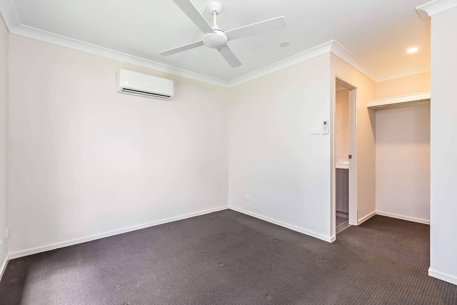 28 Transfield Avenue, Edgeworth - Thumbnail 7