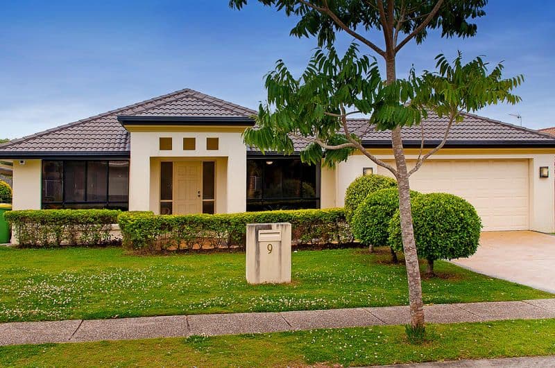 9 Catchlove Street, MAUDSLAND QLD 4210, Maudsland - Thumbnail 2