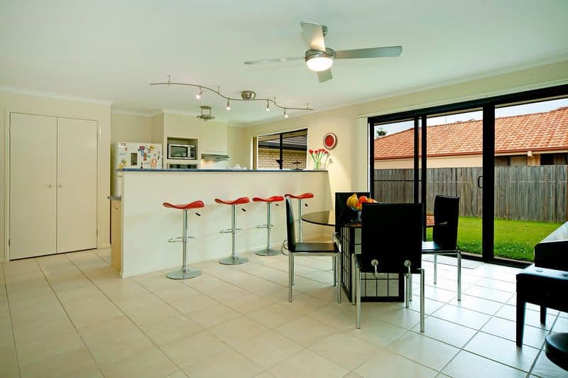9 Catchlove Street, MAUDSLAND QLD 4210, Maudsland - Thumbnail 3