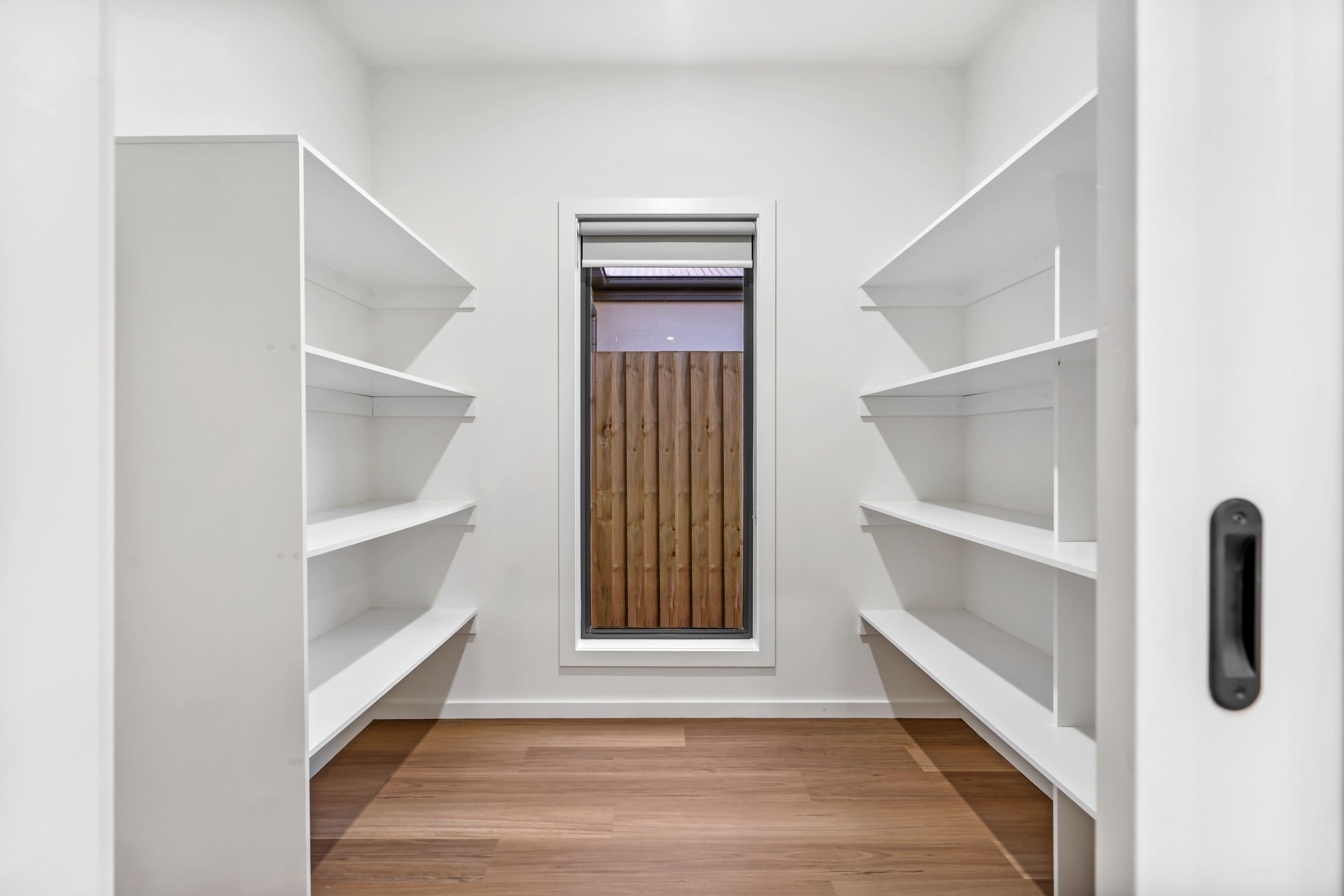 22 Normanby Boulevard, DEANSIDE VIC 3336, Deanside - Thumbnail 3