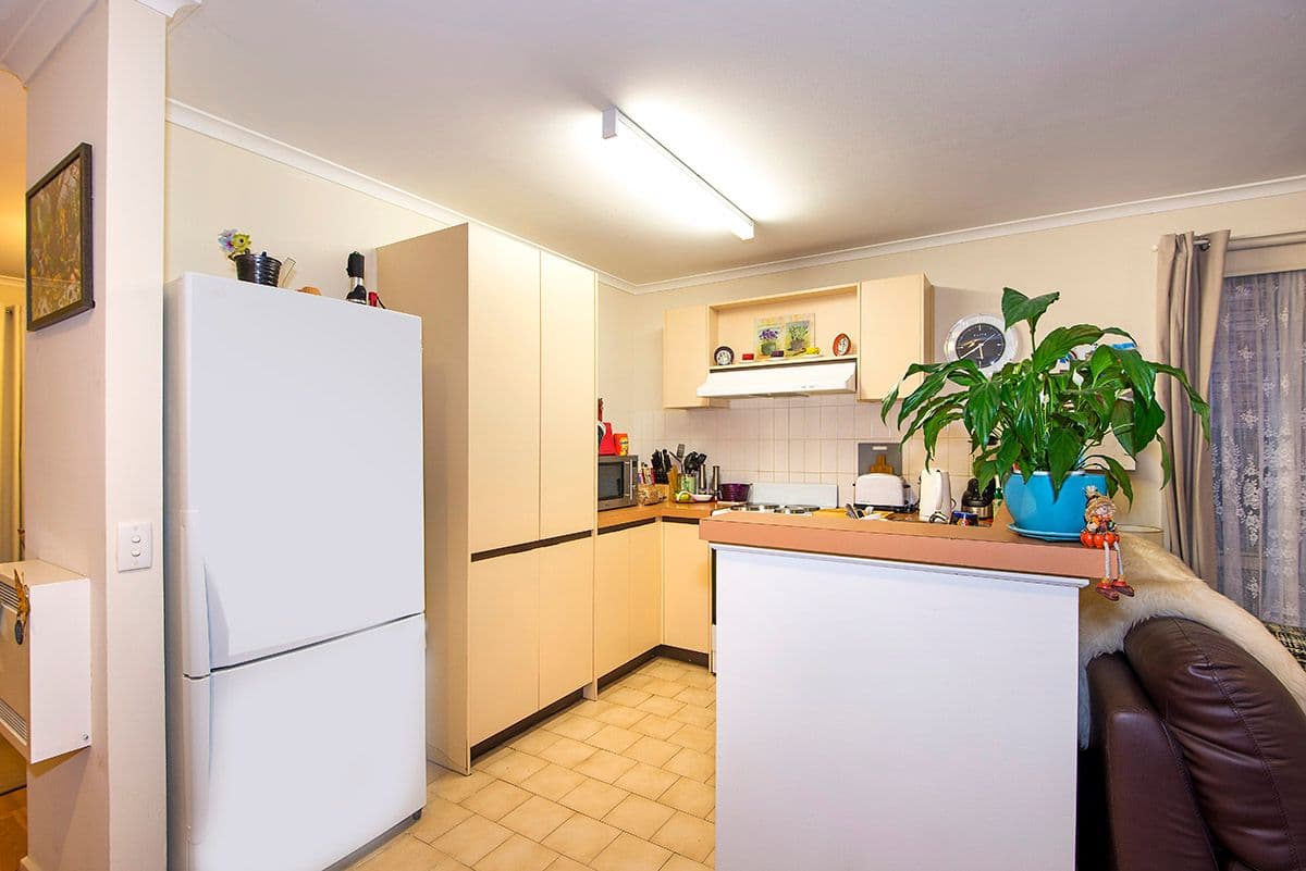 23 Patterson Street, MILL PARK VIC 3082, Mill Park - Thumbnail 2