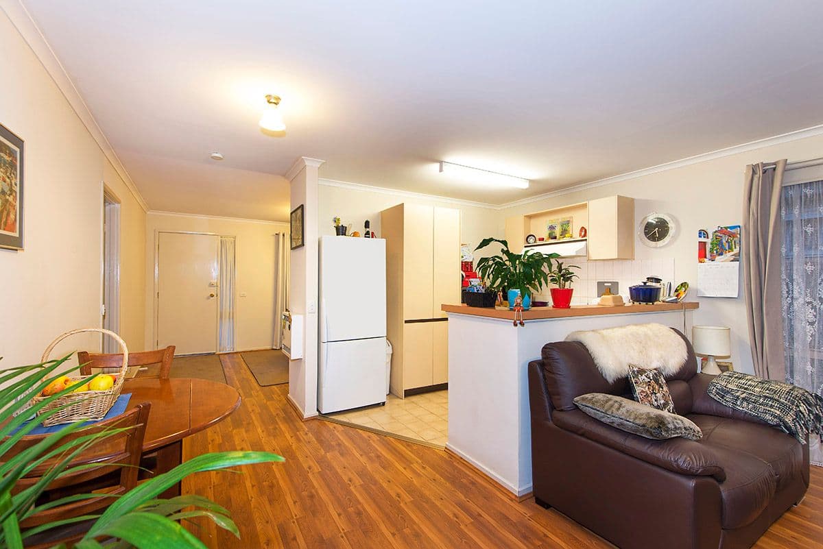23 Patterson Street, MILL PARK VIC 3082, Mill Park - Thumbnail 3