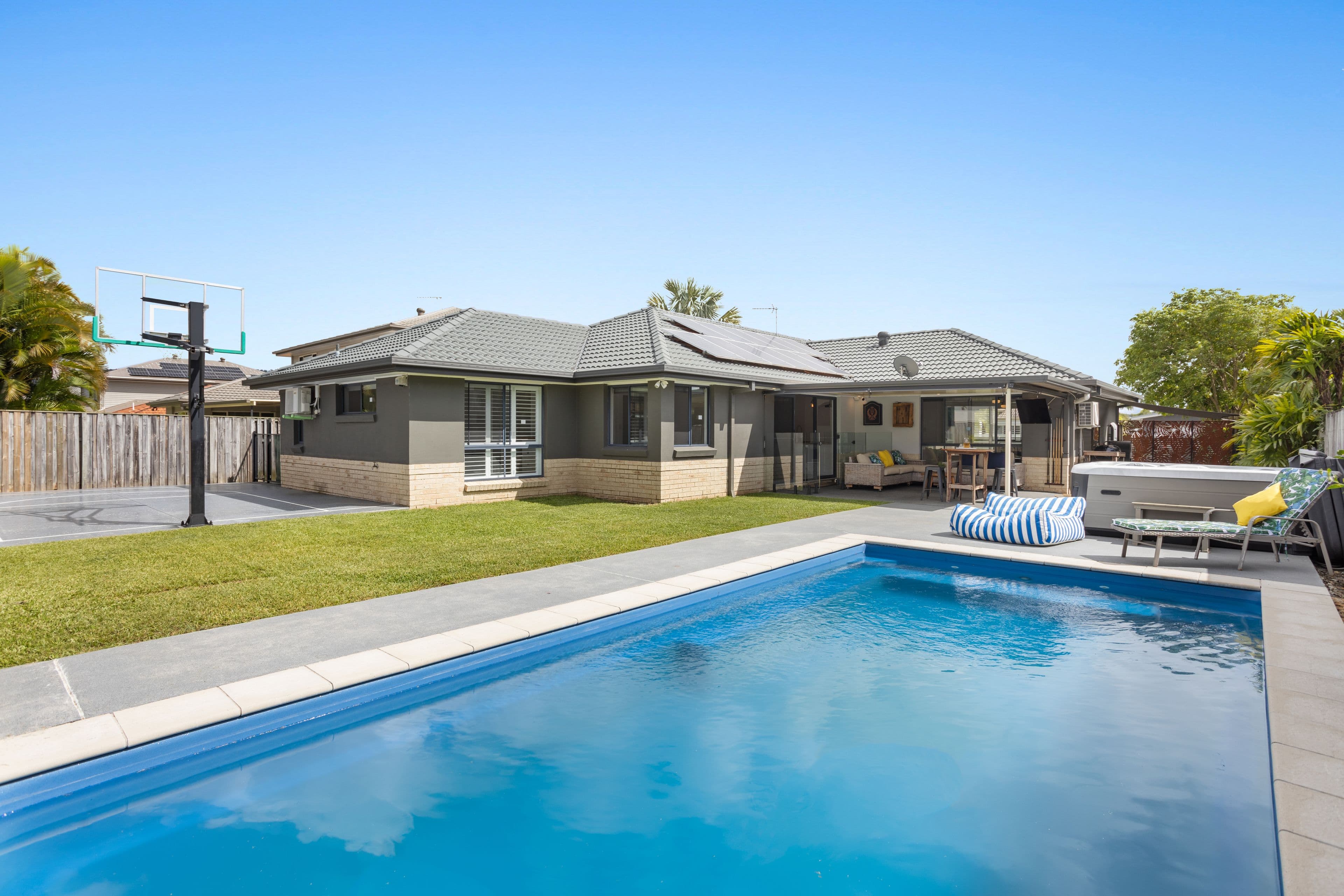 12 Princeton Street, Oxenford QLD 4210, Oxenford - Thumbnail 3