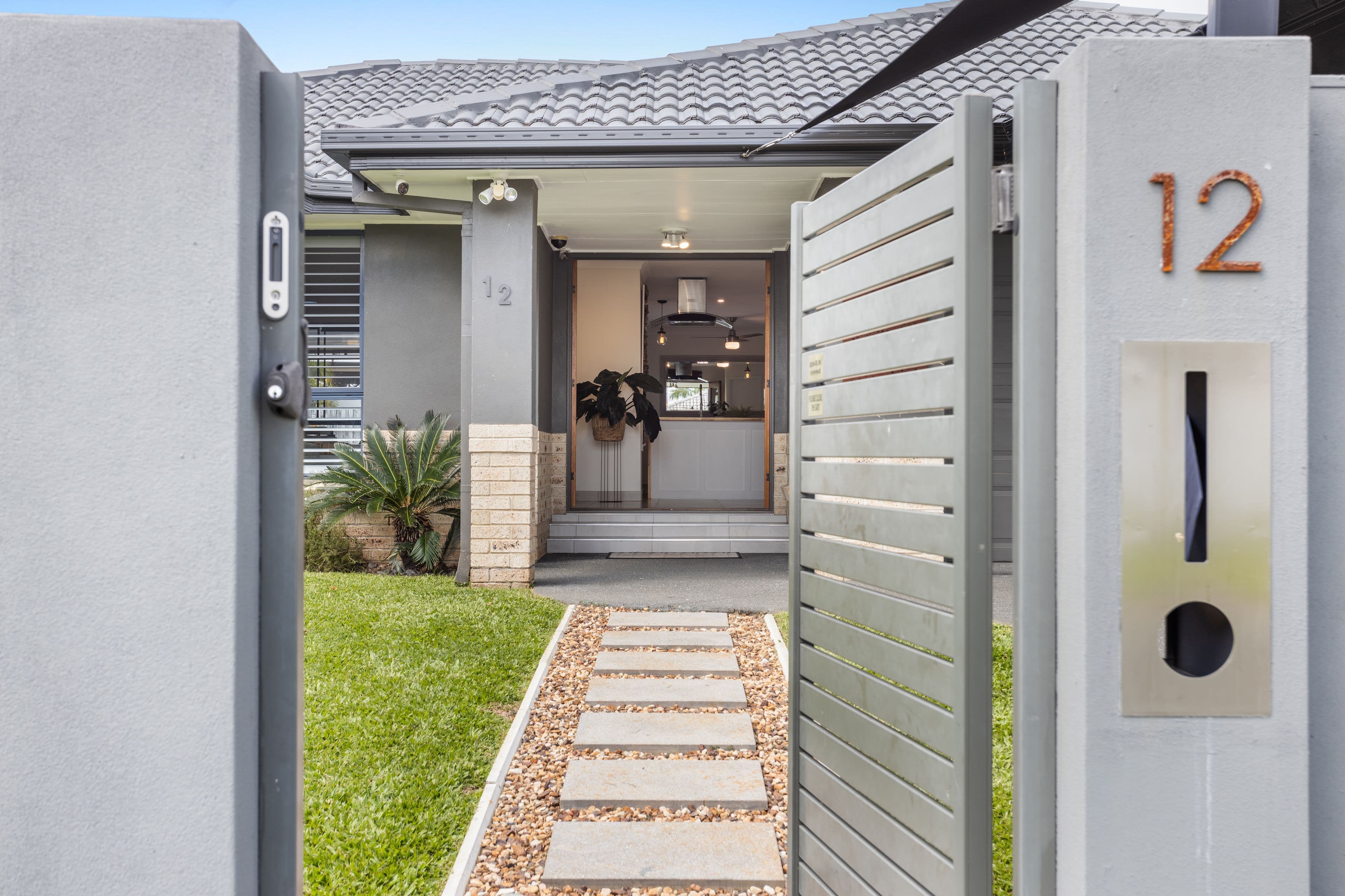 12 Princeton Street, Oxenford QLD 4210, Oxenford - Thumbnail 8