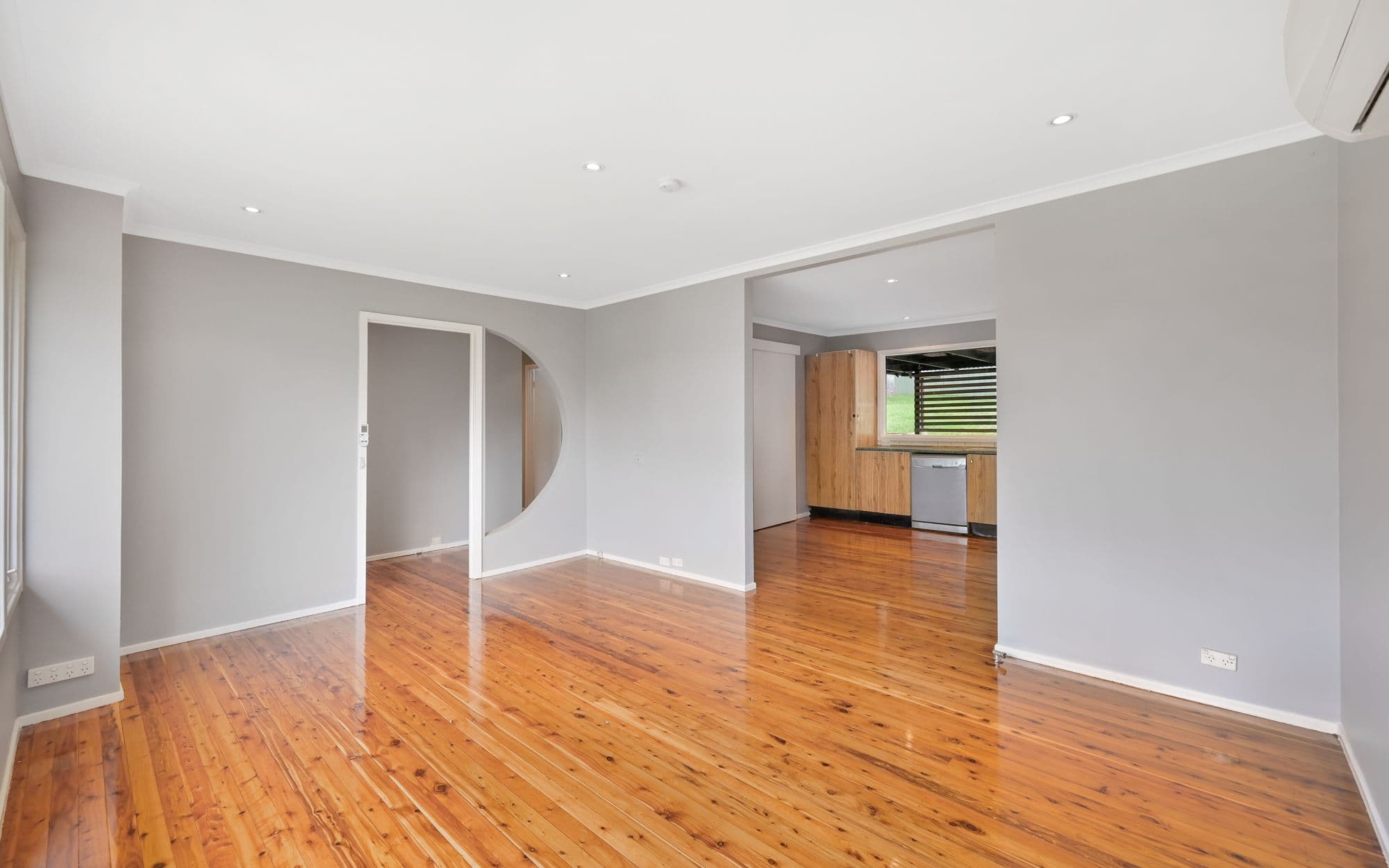 318 The Parkway, Bradbury NSW 2560, Bradbury - Thumbnail 3