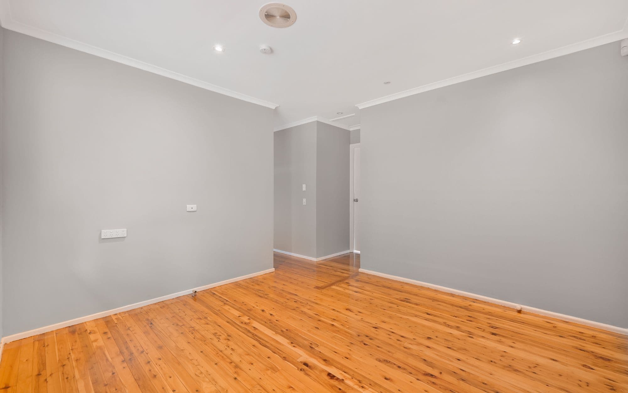 318 The Parkway, Bradbury NSW 2560, Bradbury - Thumbnail 5