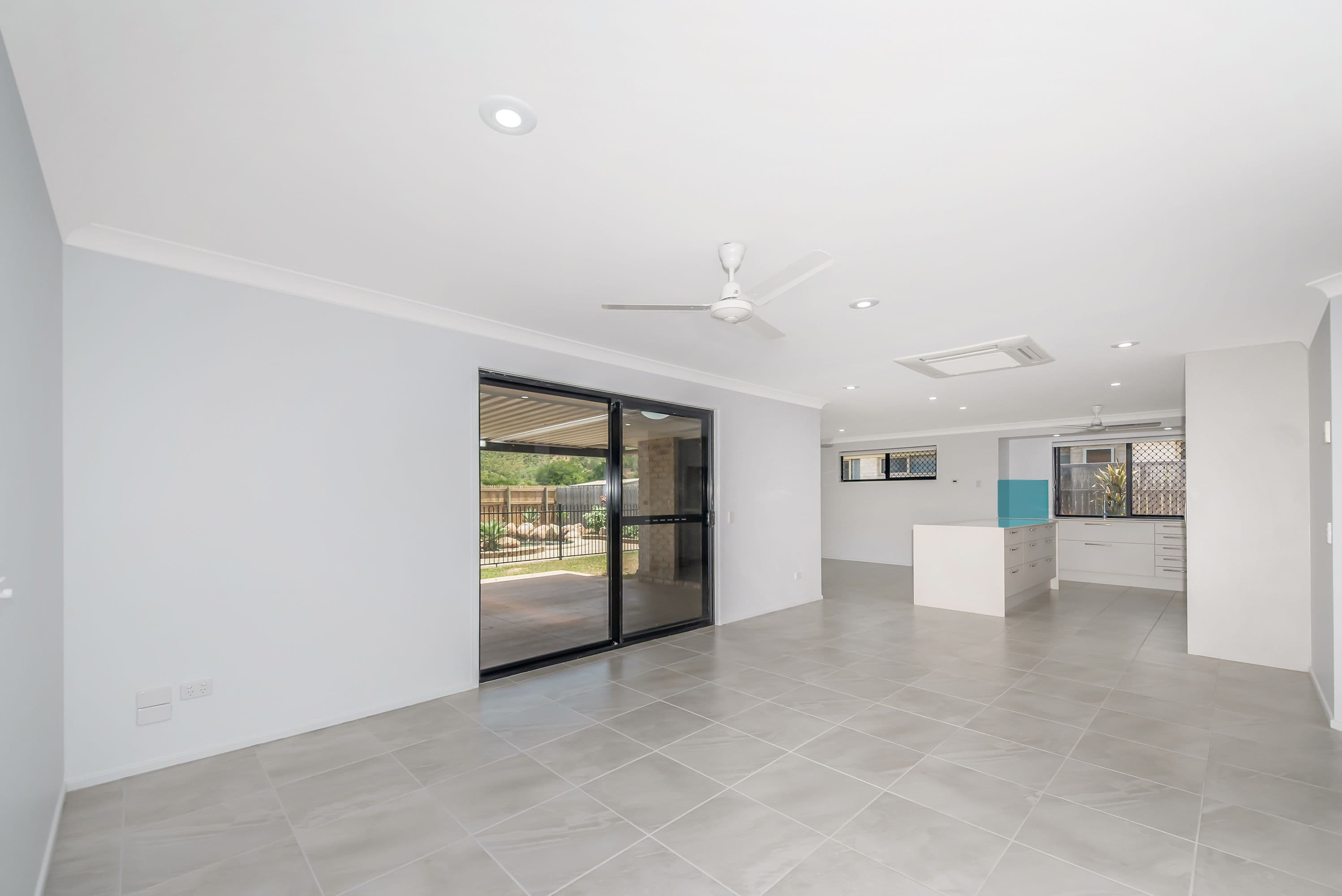 27 Dickenson Place, Kirwan QLD 4817, Kirwan - Thumbnail 4