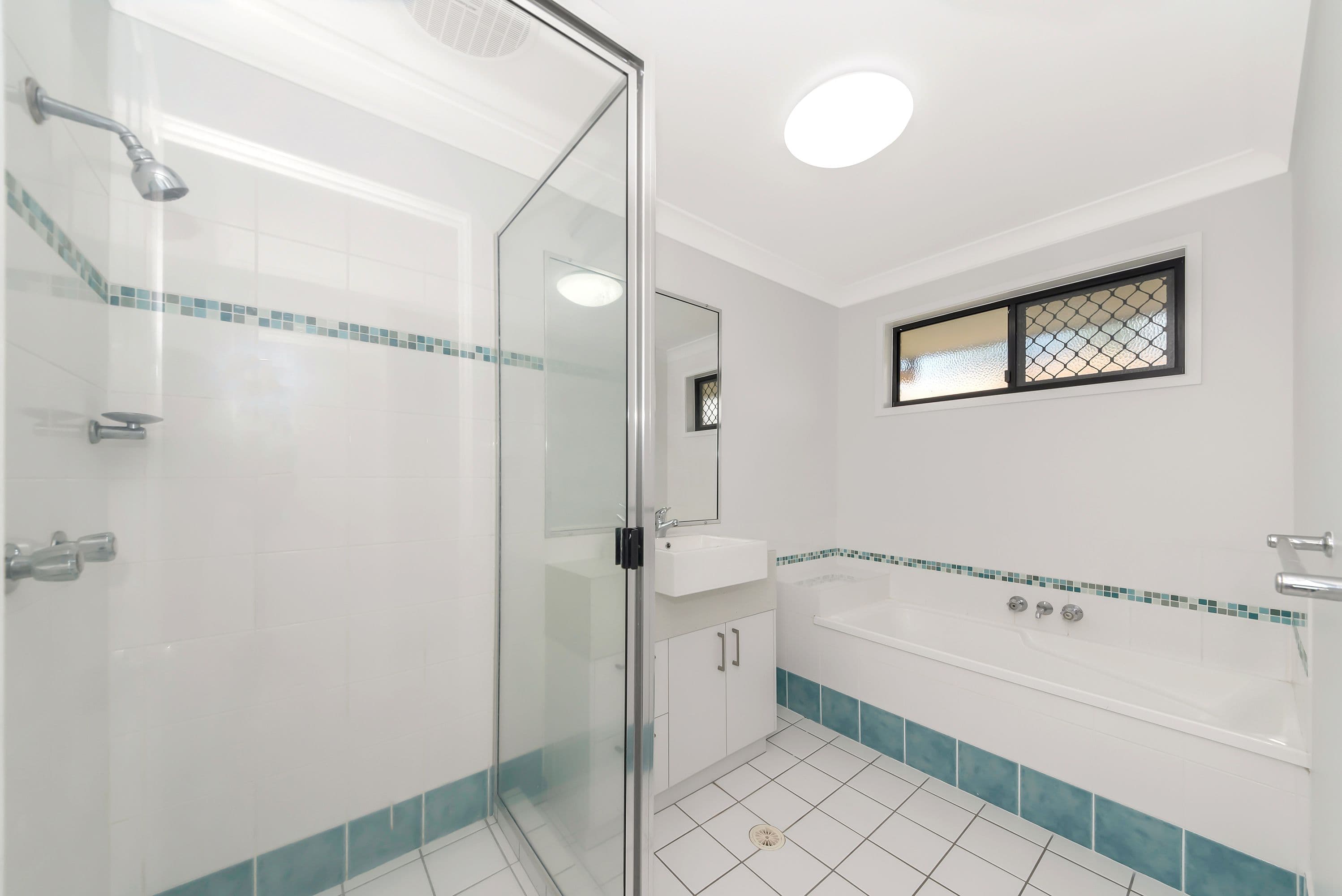 27 Dickenson Place, Kirwan QLD 4817, Kirwan - Thumbnail 8