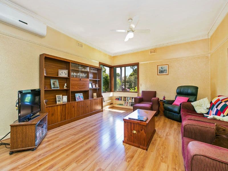 6 Eden Street, Cheltenham VIC 3192, Cheltenham - Thumbnail 2