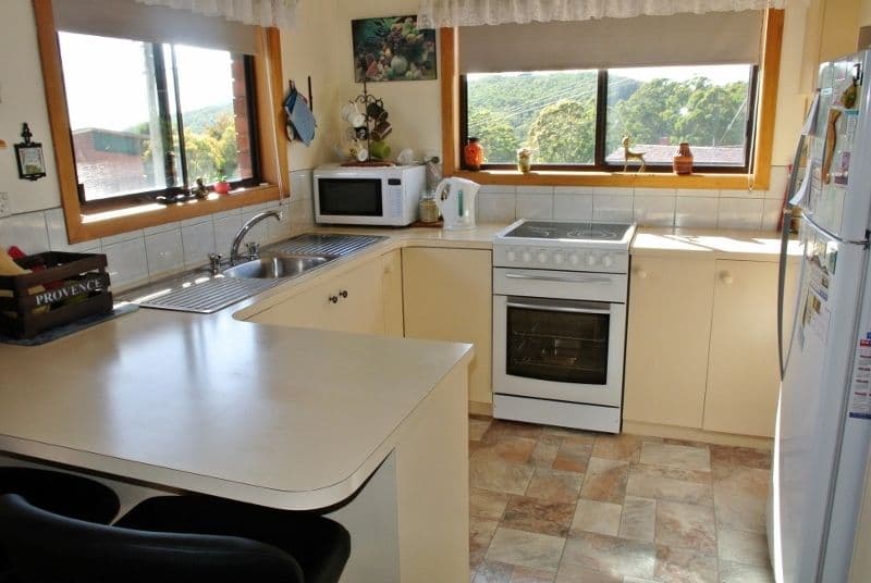 48 Old Surrey Road, HAVENVIEW TAS 7320, Havenview - Thumbnail 3
