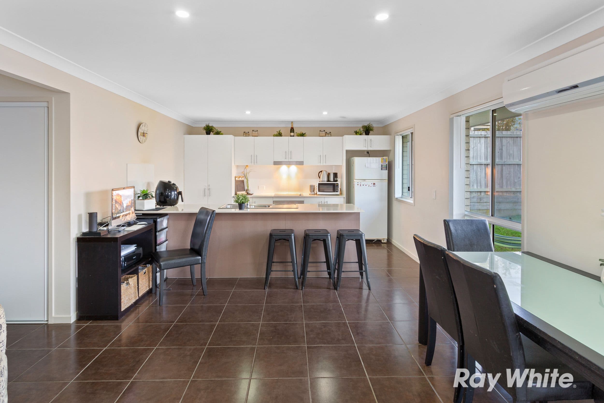 5 Summerview Avenue, Yarrabilba QLD 4207, Yarrabilba - Thumbnail 6