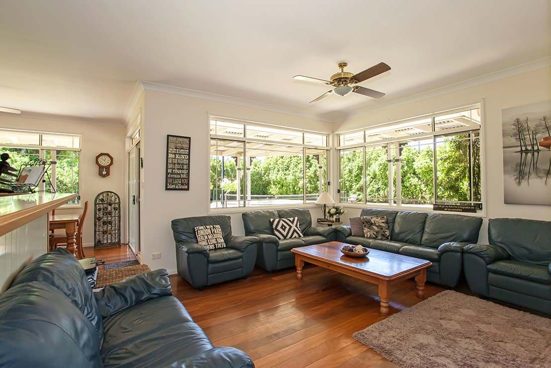 80 Bouganvillea Drive, MIDDLE RIDGE QLD 4350, Middle Ridge - Thumbnail 2